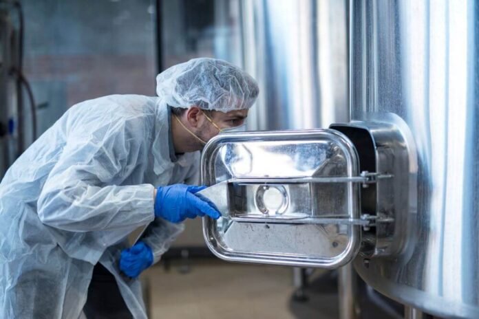 Guaranteeing Hygiene in Food and Industrial Processing: Crate Washers